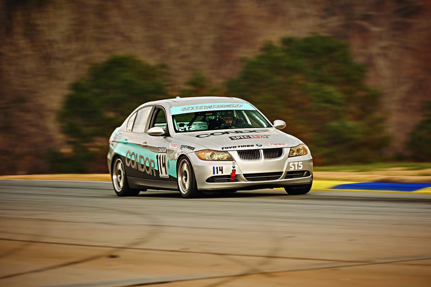 bmw-e92-race-car