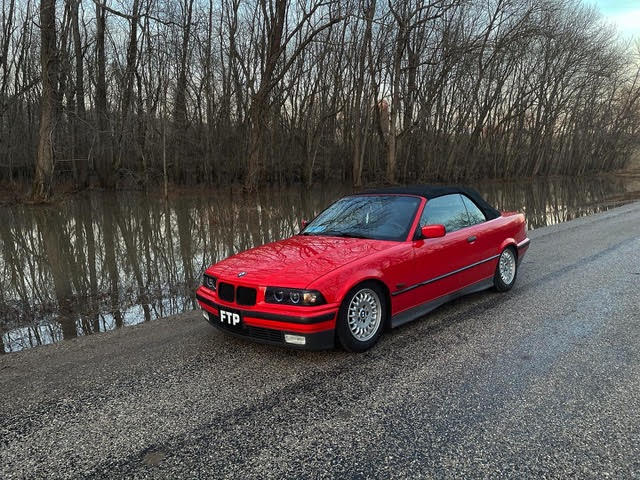 Jeren Chopiwsky's Condor equipped e36 vert.