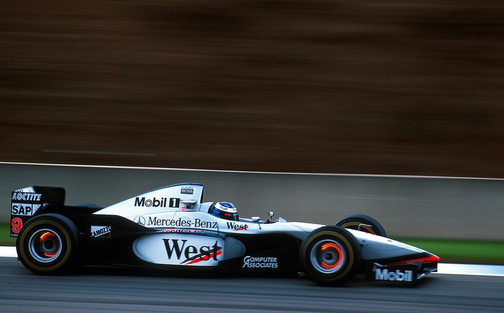 Racing is good for your Health - West / T-shirt