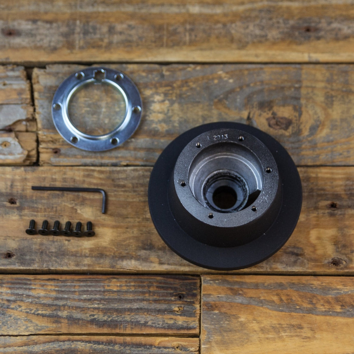 E36 Steering Wheel Hub MOMO E34, Z3 Hub Adapter — Condor Speed Shop