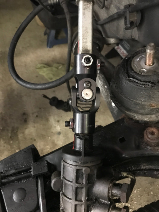 Steering Coupler Replacement U-joint - E46