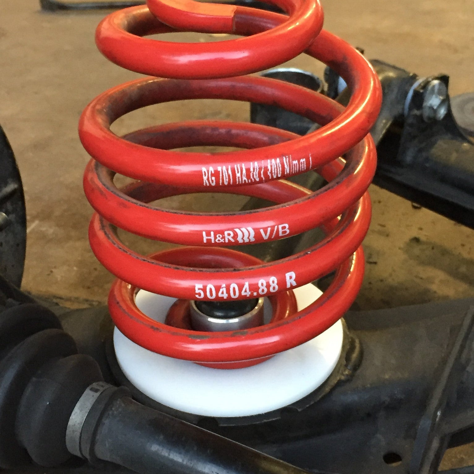 BMW Rear Spring Pads | Aluminum Centering Rings | BMW E30 — Condor ...